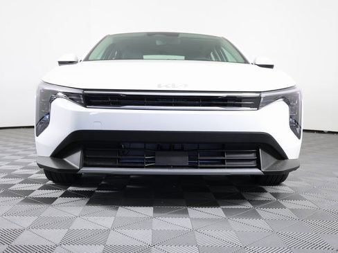 New 2025 Kia K4 EX image 2