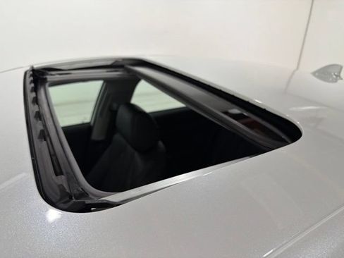 Certified 2025 Acura Integra FWD image 26