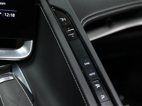 Used 2023 Chevrolet Corvette Stingray Coupe w/ 1LT image 33