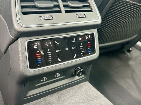 Used 2024 Audi A6 Premium Plus w/ Executive Package image 27