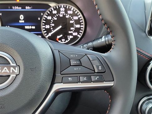 New 2025 Nissan Sentra SR image 7