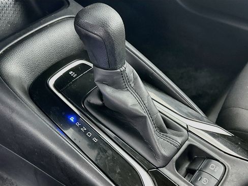 Used 2020 Toyota Corolla LE FWD image 24