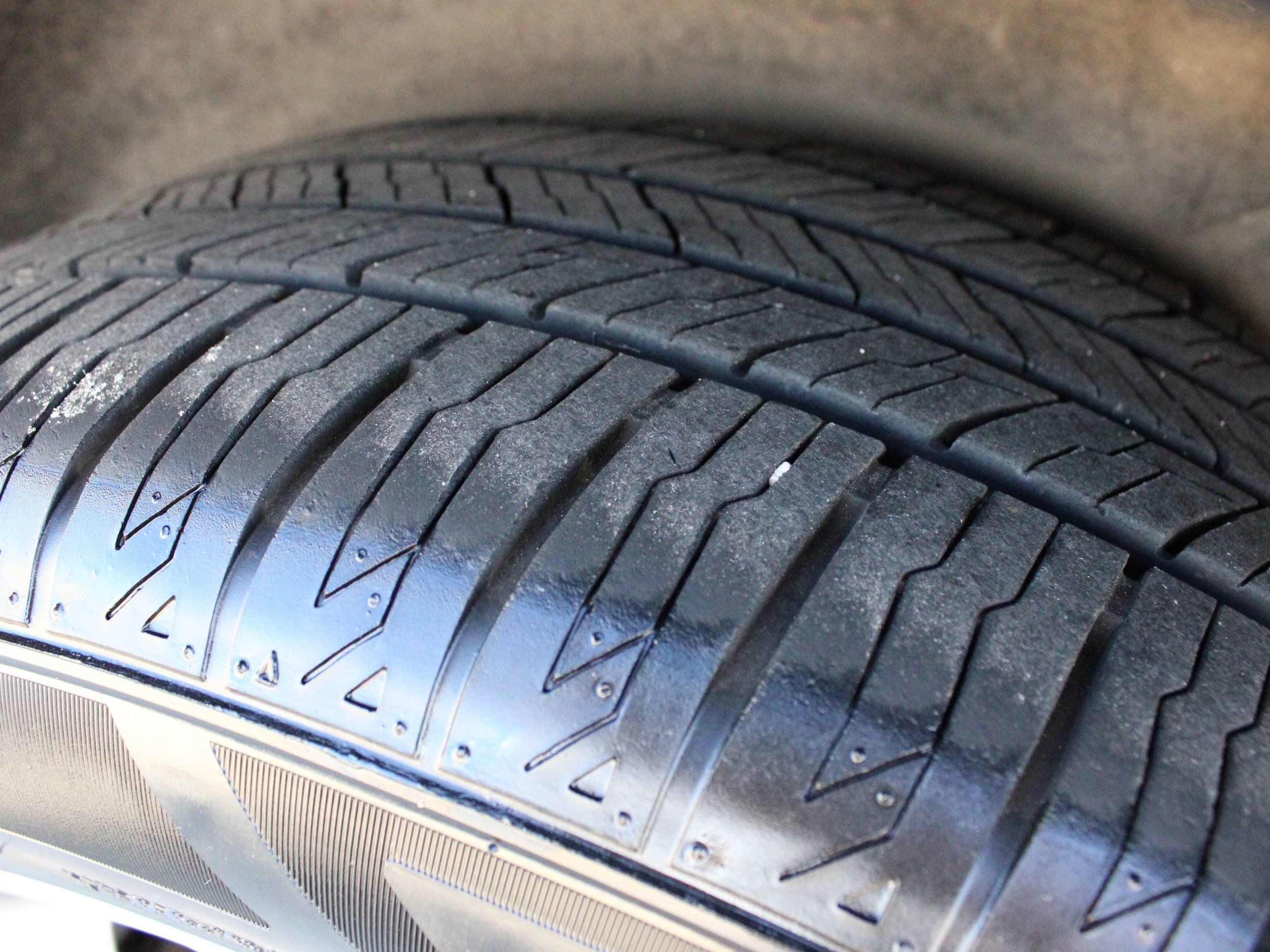 Used 2020 Chrysler Pacifica Limited w/ Tire & Wheel Group FWD image 13