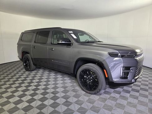 New 2026 Jeep Grand Wagoneer L Limited AWD/4WD image 2