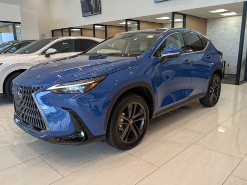 New 2025 Lexus NX 450h+ AWD w/ Luxury Package image 4