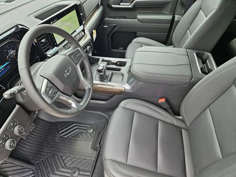 New 2026 Chevrolet Silverado 1500 LT Trail Boss w/ Convenience Package II AWD/4WD image 17