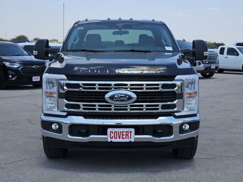 Used 2026 Ford F250 XLT RWD image 2