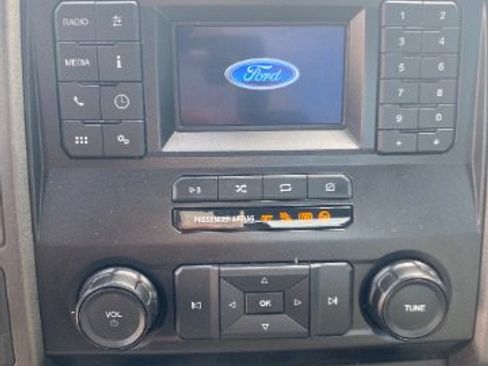 Used 2021 Ford F550 2WD Regular Cab Super Duty image 28