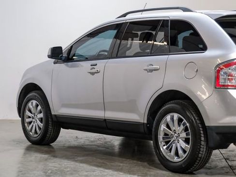 Used 2010 Ford Edge SEL image 18