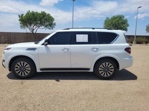 Used 2024 Nissan Armada SL w/ Midnight Edition Package RWD image 9