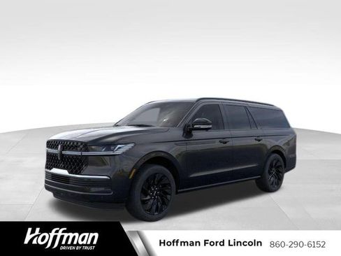 New 2025 Lincoln Navigator L Reserve w/ Jet Appearance Package image 24