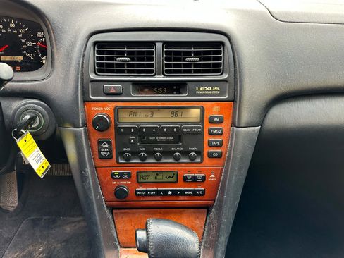 Used 2000 Lexus ES 330 image 16