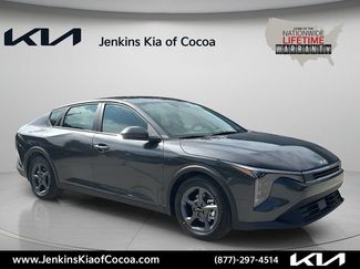 New 2026 Kia K4 FWD video 1