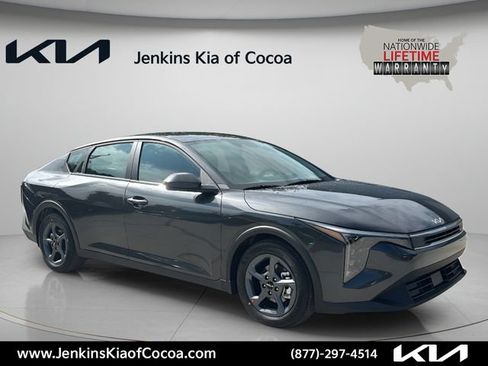 New 2026 Kia K4 FWD image 1