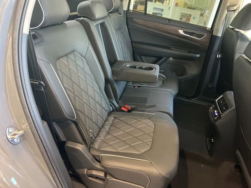 New 2026 Volkswagen Atlas SEL Premium R-Line AWD/4WD image 37