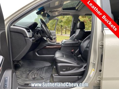 Used 2015 GMC Yukon SLT image 16