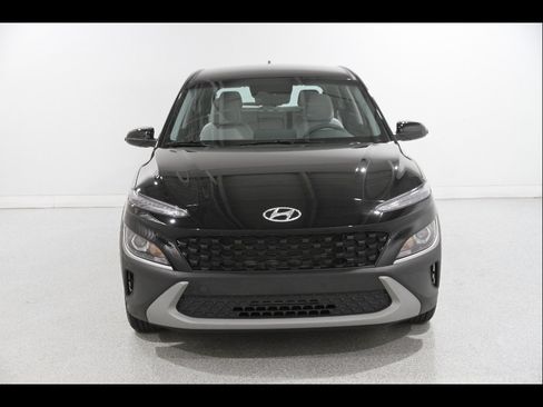 Certified 2023 Hyundai Kona SE w/ Cargo Package FWD image 2