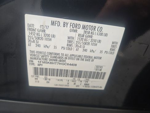 Used 2017 Ford Explorer Platinum image 28