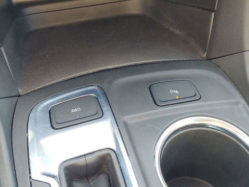 Used 2023 Chevrolet Equinox LT image 17