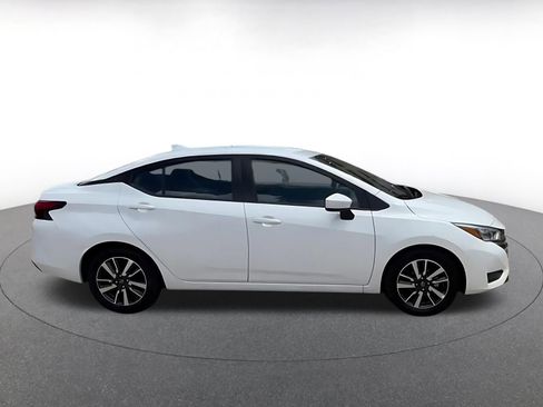 Used 2025 Nissan Versa SV FWD image 16