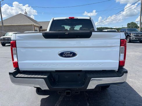 Used 2019 Ford F250 XL w/ STX Appearance Package AWD/4WD image 6