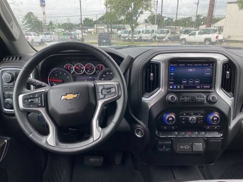 Used 2023 Chevrolet Silverado 2500 LT w/ Convenience Package AWD/4WD image 23