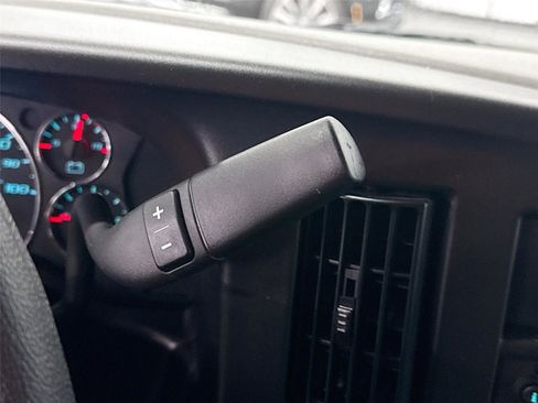 New 2026 GMC Savana 4500 w/ Driver Convenience Package image 10