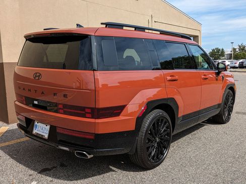 Used 2025 Hyundai Santa Fe Calligraphy image 4