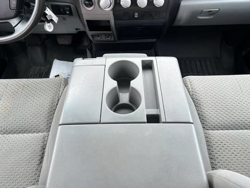 Used 2012 Toyota Tundra 4x4 CrewMax w/ Tow Pkg image 28