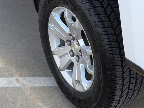 Used 2022 Chevrolet Colorado LT w/ Fleet Safety Package image 7