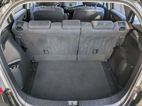 Used 2010 Honda Fit Sport image 12