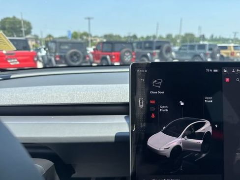 Used 2026 Tesla Model Y 2WD image 20
