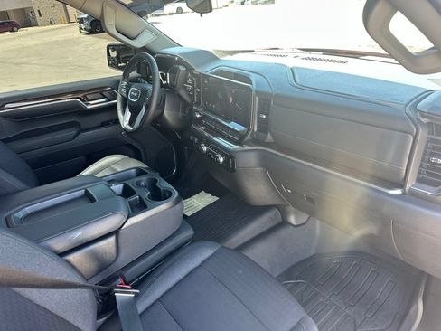Certified 2024 GMC Sierra 1500 Elevation w/ LPO, Elevation Black Package AWD/4WD image 26