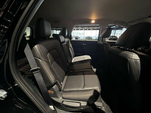 Used 2025 Nissan Pathfinder SL w/ Cargo Package FWD image 27