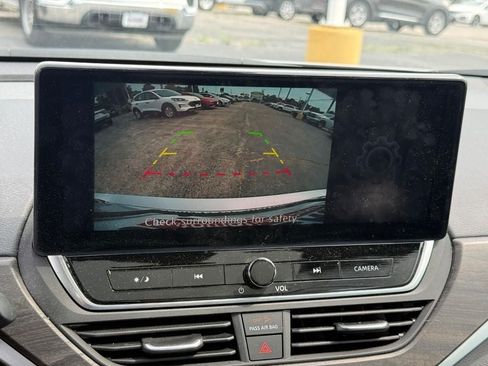 Used 2023 Nissan Altima 2.5 SV FWD image 25