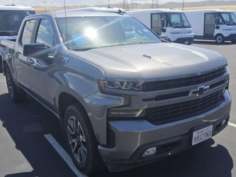 Used 2021 Chevrolet Silverado 1500 RST AWD/4WD image 2