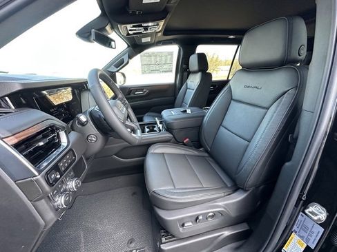 New 2026 GMC Yukon Denali image 16