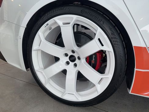 Used 2025 Audi RS 6 performance image 18