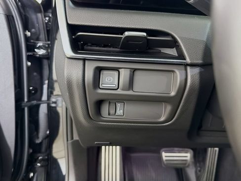 Certified 2025 Cadillac CT5 V w/ LPO, ONYX Package AWD/4WD image 11
