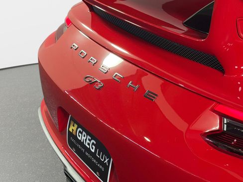 Used 2018 Porsche 911 GT3 RWD image 18