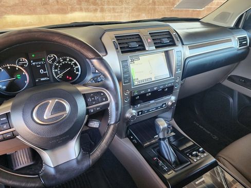 Used 2021 Lexus GX 460 Premium w/ Premium Package AWD/4WD image 59