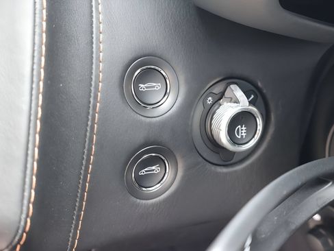 Used 2023 McLaren GT RWD image 17