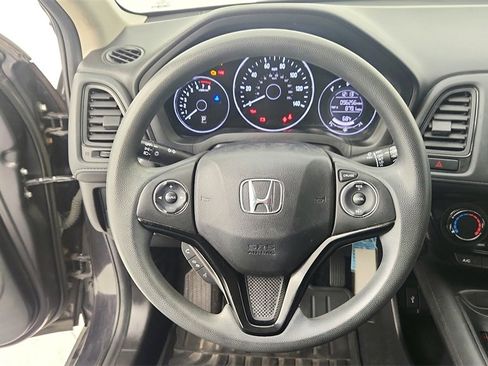 Used 2016 Honda HR-V LX image 18