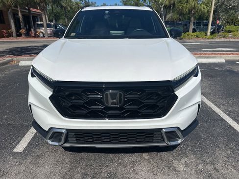 Used 2025 Honda CR-V Sport Touring image 3