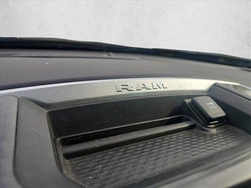 Used 2019 RAM 1500 Big Horn image 20