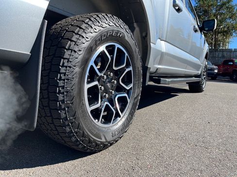 Used 2021 Ford F150 Lariat image 7