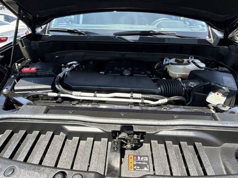 Used 2023 Chevrolet Silverado 1500 LT AWD/4WD image 28