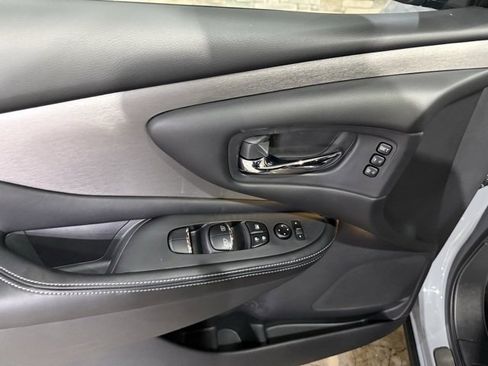 Certified 2024 Nissan Murano SL image 10