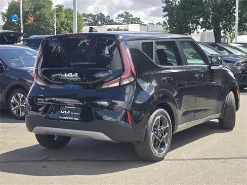 New 2025 Kia Soul EX image 4