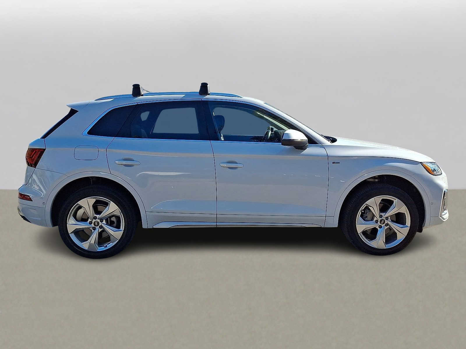 Used 2023 Audi Q5 2.0T Prestige AWD/4WD image 32